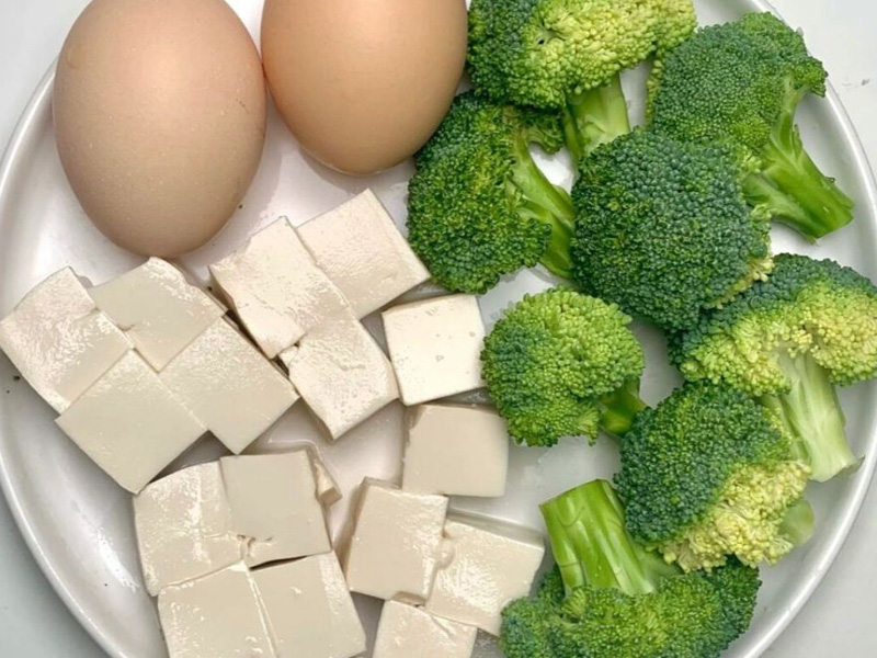 含蛋白高的蔬菜较少